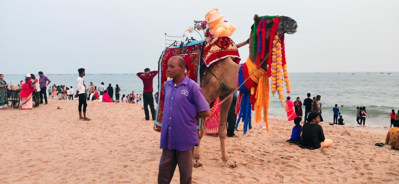 Ln Beach Homestay Puri Esterno foto