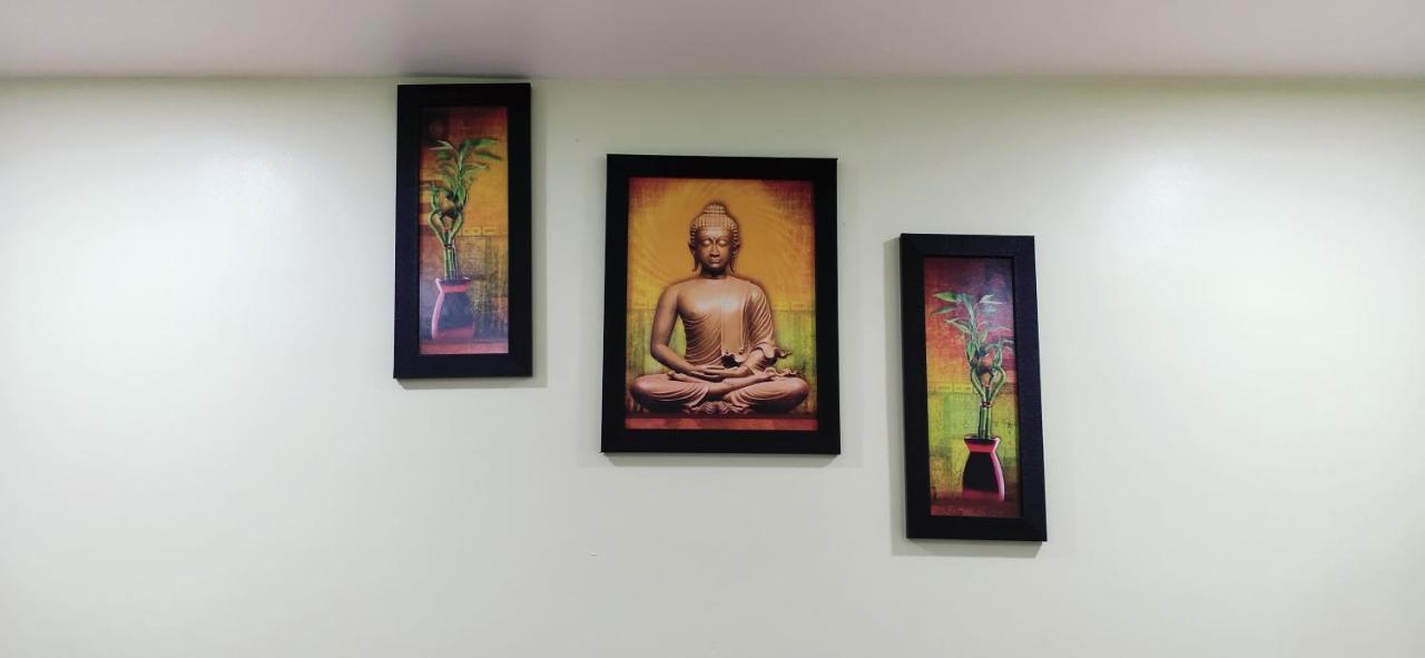 Ln Beach Homestay Puri Esterno foto